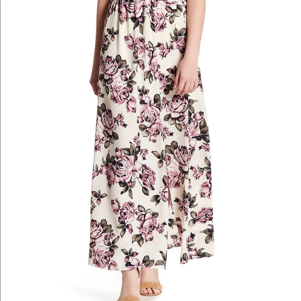 Maxi slit skirt
